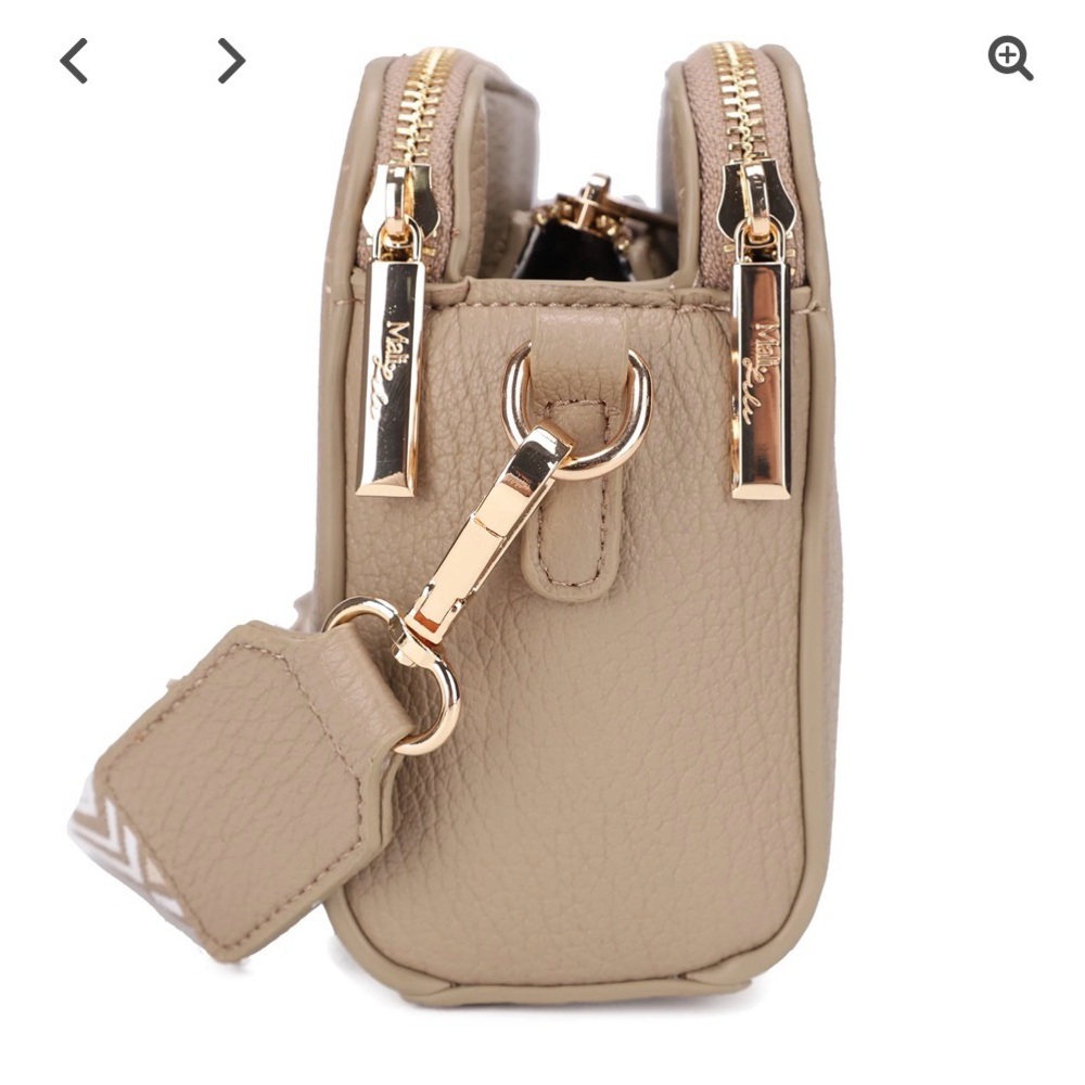 NWOT Taupe Crossbody Camera Bag - Picture 3 of 6